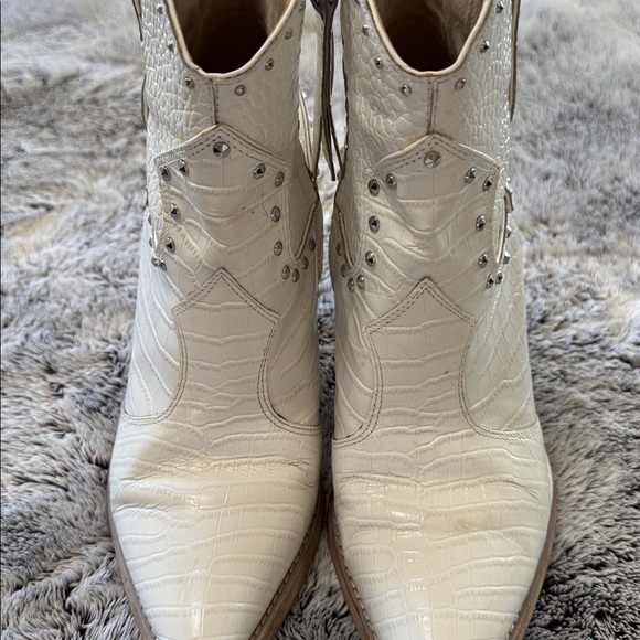Sam Edelman Iris 2 Studded Western Boots White Croc Embossed Leather Women’s 10 - Picture 14 of 14